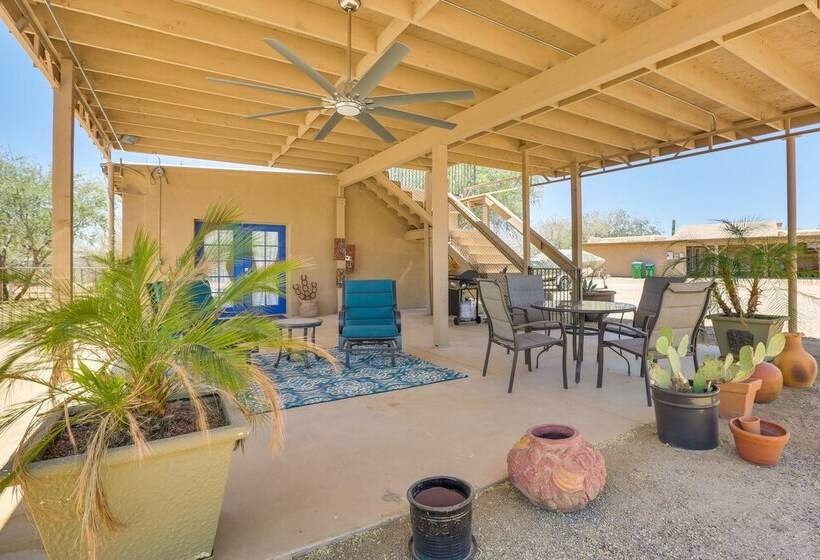 Oro Valley Retreat W/ Pool, Spa & Rooftop Views!