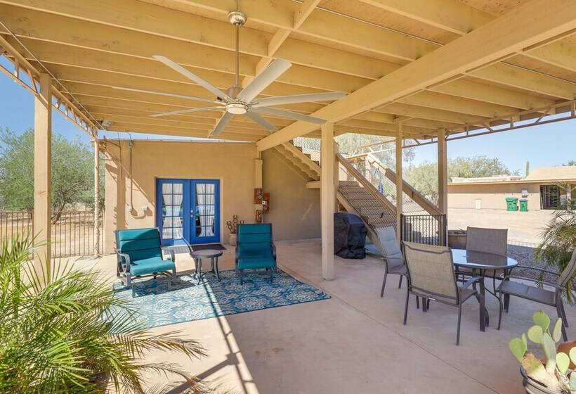 Oro Valley Retreat W/ Pool, Spa & Rooftop Views!