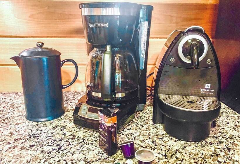 Peaceful North Carolina Retreat With Game Room!