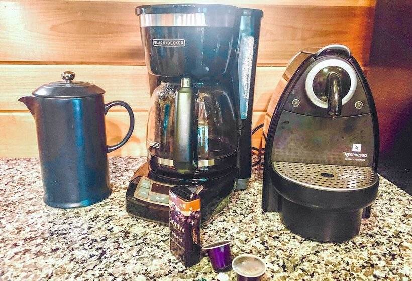 Peaceful North Carolina Retreat With Game Room!