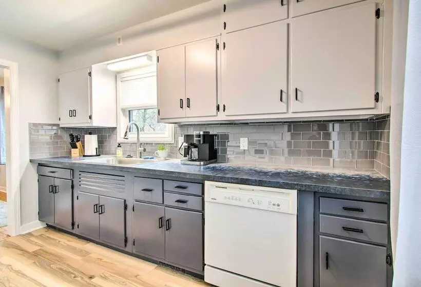 Pet Friendly Uptown Normal Home: Steps To Isu