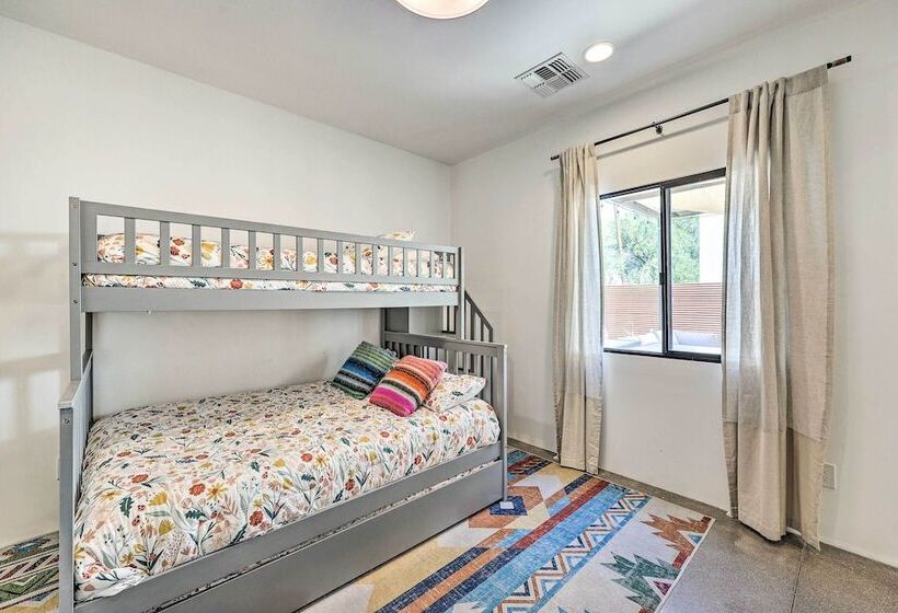 Convenient Phoenix Home W/ Heated Pool & Grill!