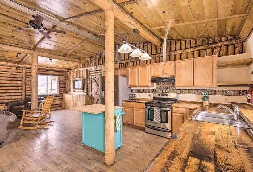 Picturesque Cabin < 1 Mi To Yellowstone River