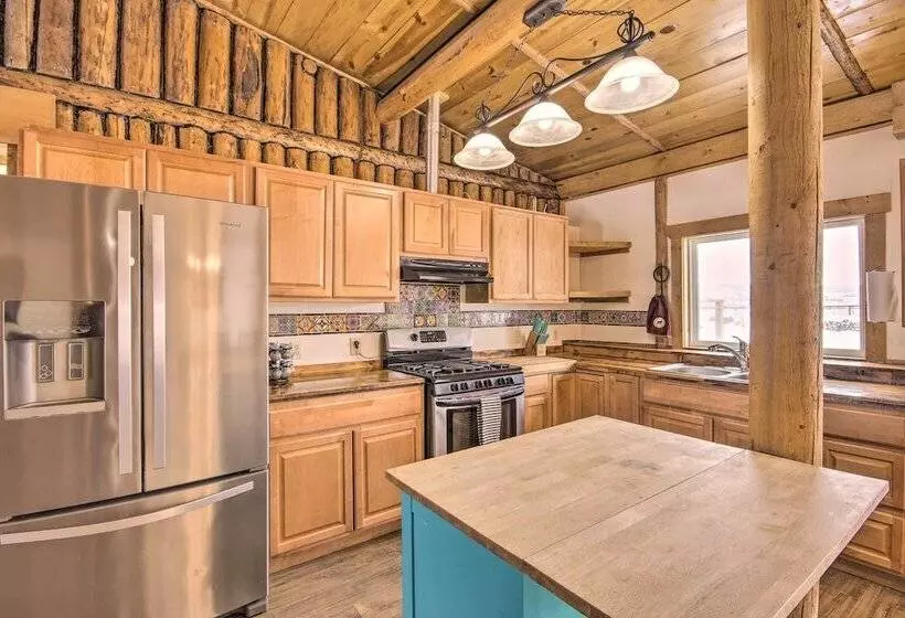 Picturesque Cabin < 1 Mi To Yellowstone River