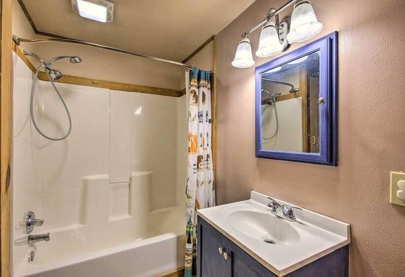 Picturesque Cabin < 1 Mi To Yellowstone River