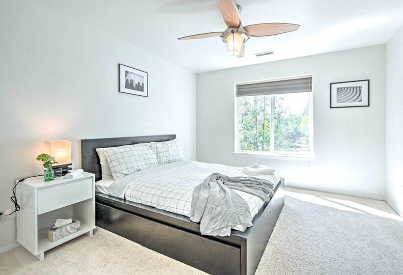 Quaint Flagstaff Retreat W/ Outdoor Dining!