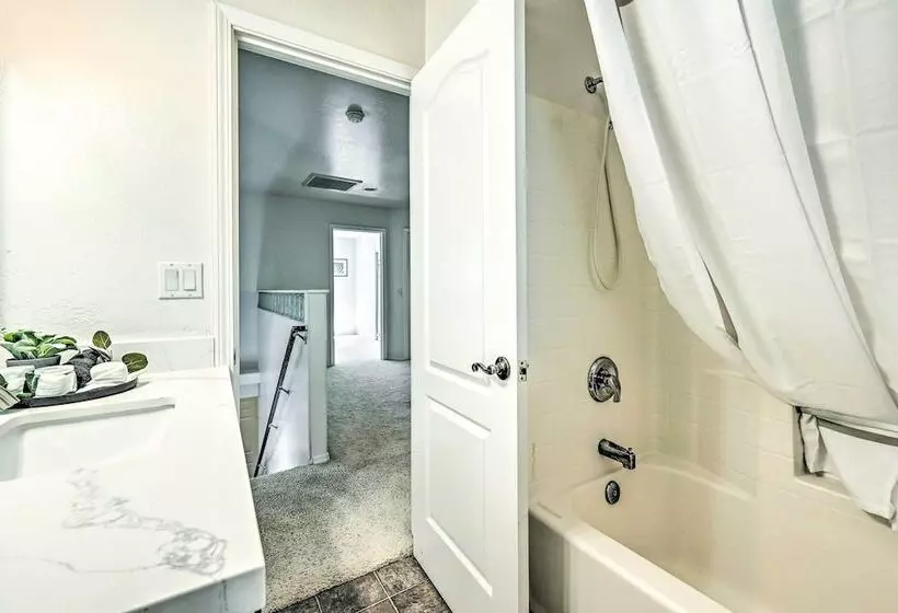 Quaint Flagstaff Retreat W/ Outdoor Dining!