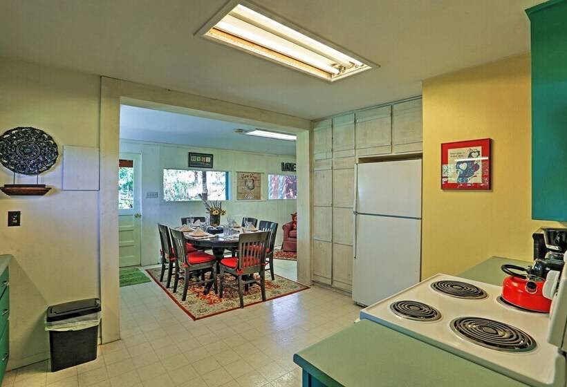 Quiet Durango Farmhouse W/ Beautiful Yard & Gazebo