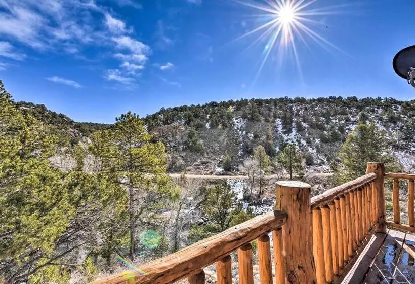 Riverfront Retreat W/ Hot Tub: Fish & Hike!