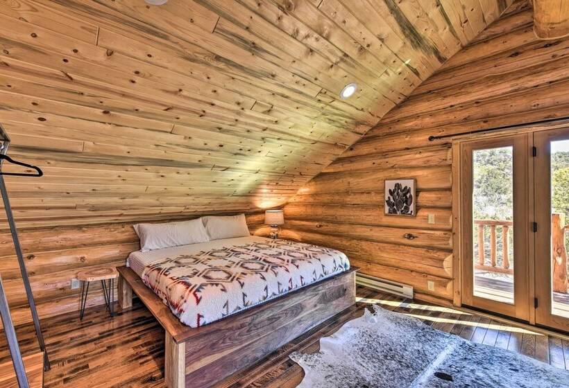 Riverfront Retreat W/ Hot Tub: Fish & Hike!