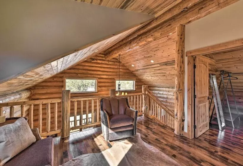 Riverfront Retreat W/ Hot Tub: Fish & Hike!