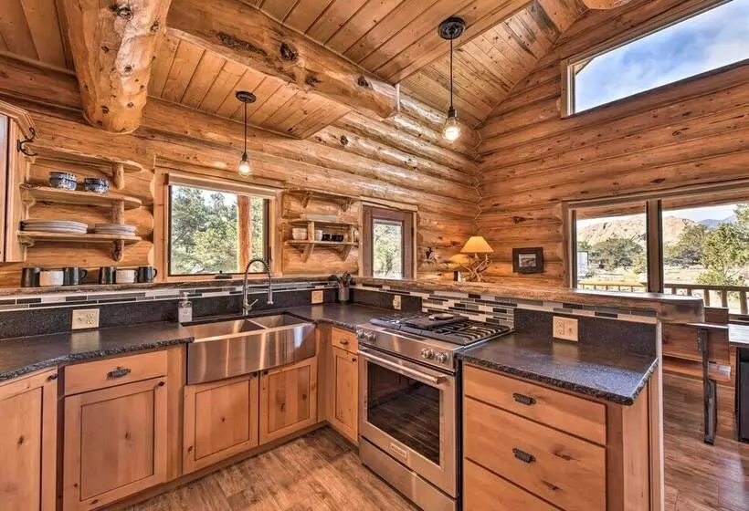 Riverfront Retreat W/ Hot Tub: Fish & Hike!