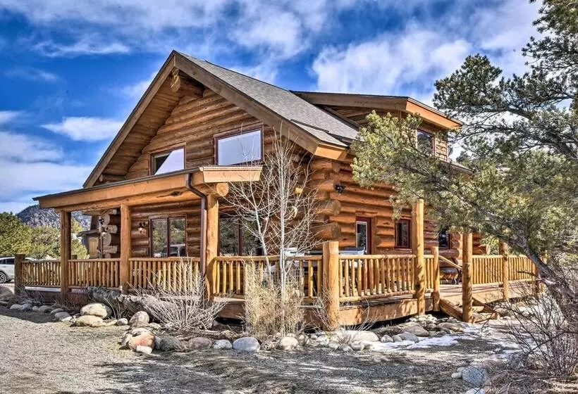 Riverfront Retreat W/ Hot Tub: Fish & Hike!