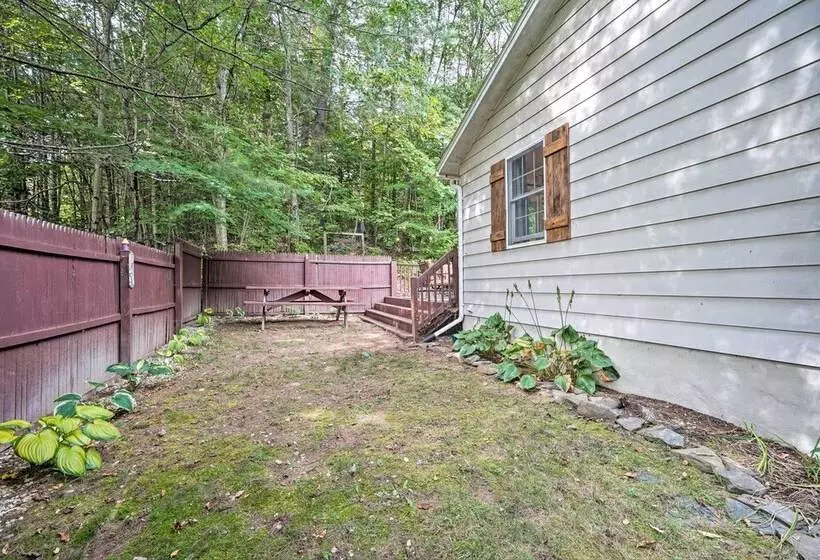 Rustic Adirondacks Home W/ Hot Tub & Lake Access!