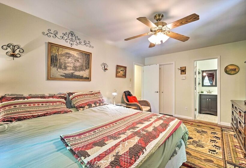 Rustic Adirondacks Home W/ Hot Tub & Lake Access!