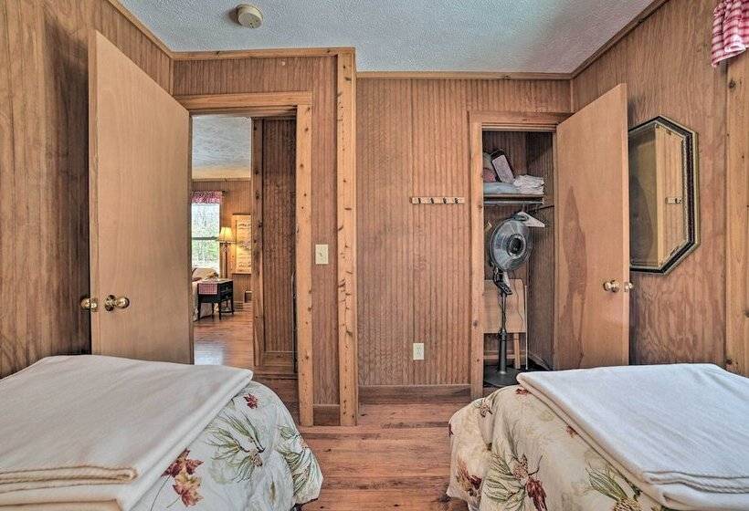 Secluded Indian River Retreat W/ Fire Pit!