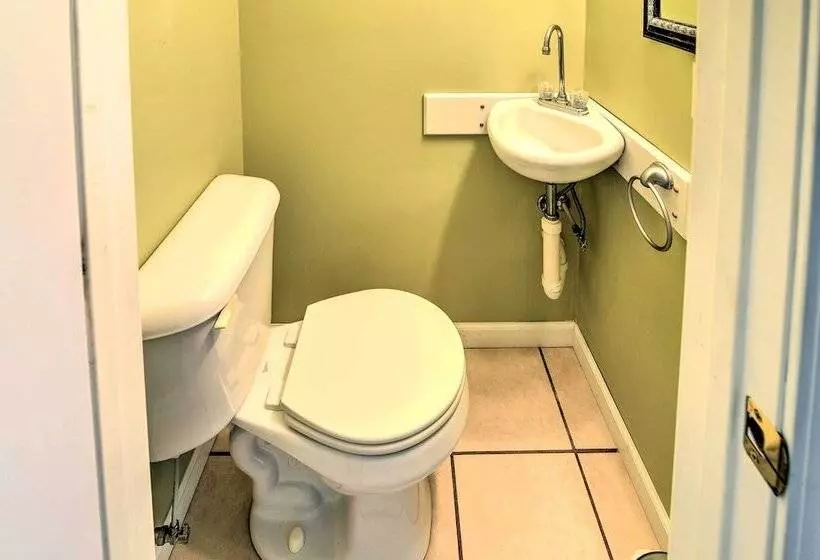 Ryman Riviera  Home W/ Fireplace: Steps To River