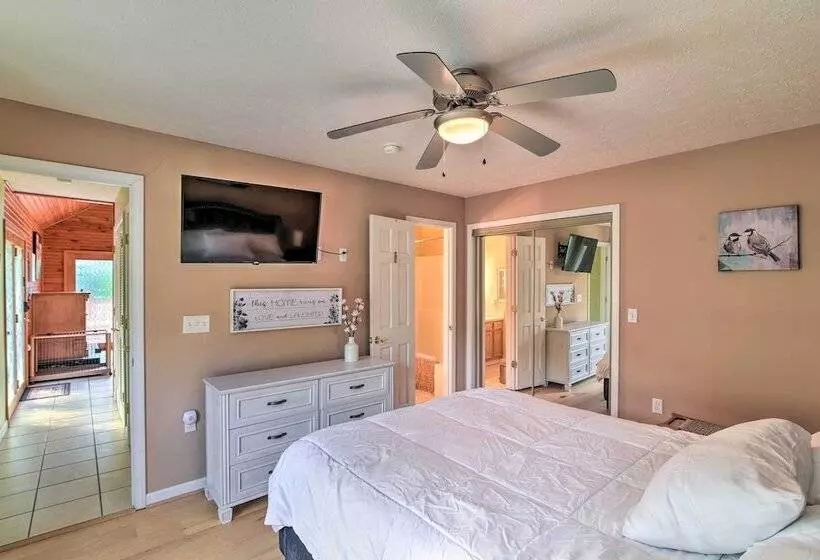 Ryman Riviera  Home W/ Fireplace: Steps To River