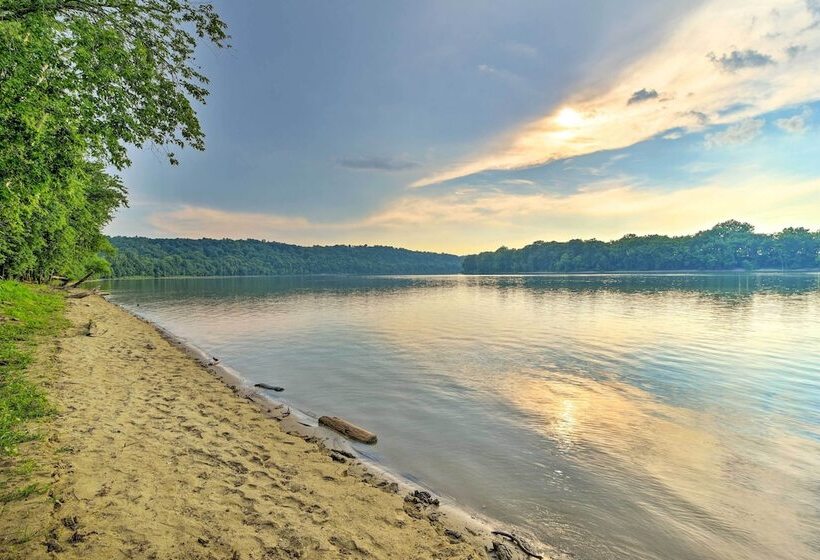 Ryman Riviera Home W/ Fireplace: Steps To River