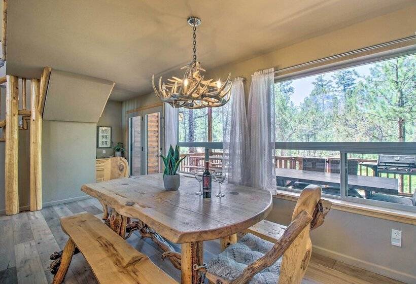 Deck, Grill & Fire Pit: Spacious Show Low Hideaway