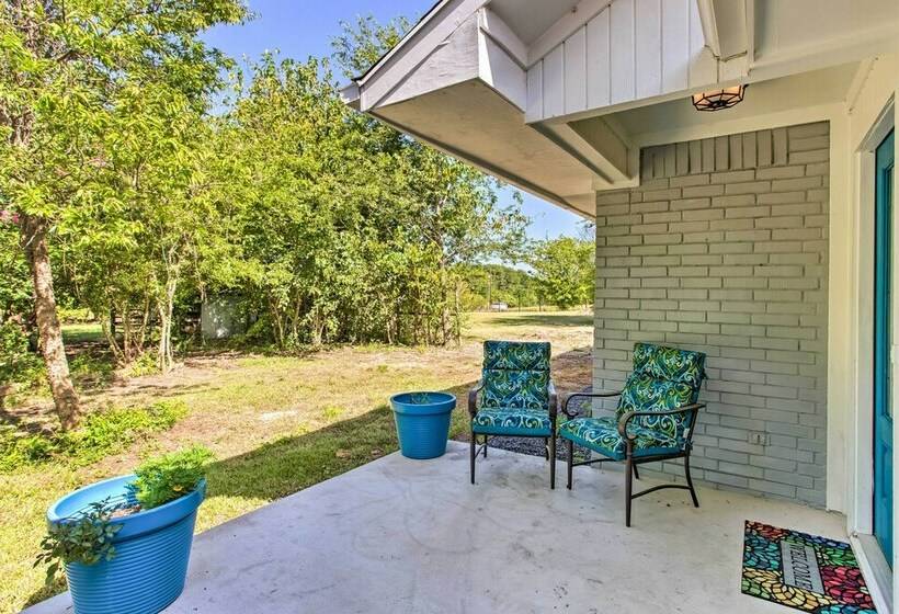 ~ 3 Mi To Dtwn Mckinney: Suburban Texas Retreat
