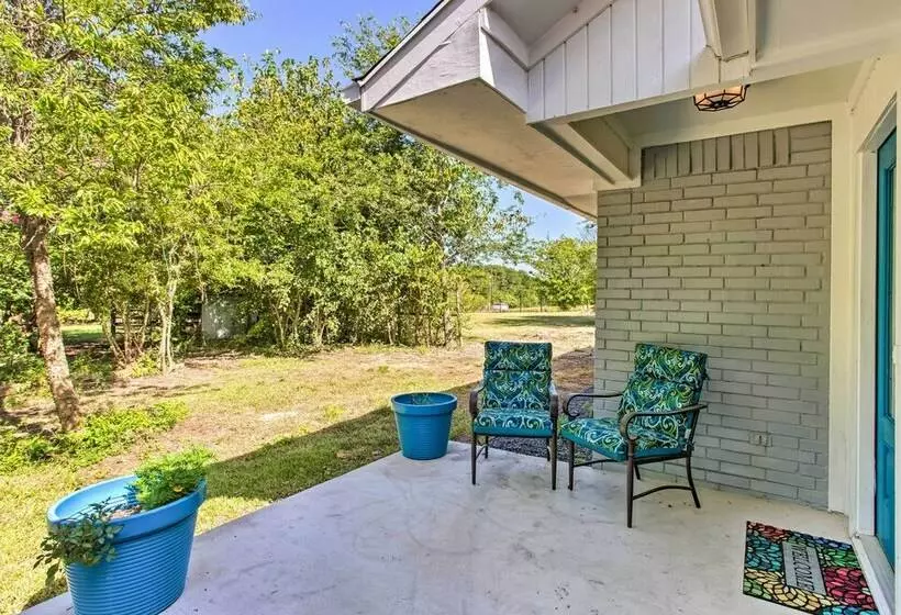 ~ 3 Mi To Dtwn Mckinney: Suburban Texas Retreat