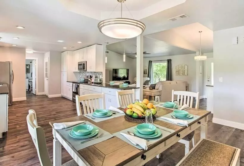 ~ 3 Mi To Dtwn Mckinney: Suburban Texas Retreat