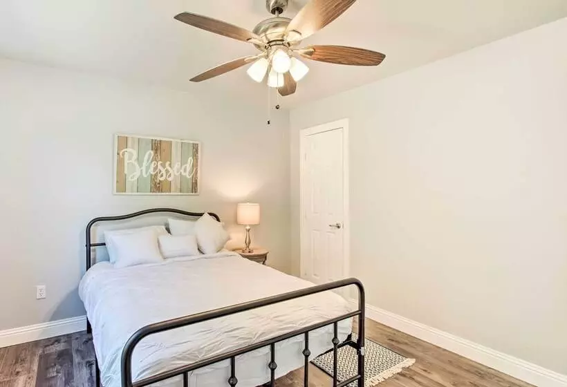 ~ 3 Mi To Dtwn Mckinney: Suburban Texas Retreat