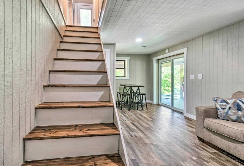 Waterfront Lake Cottage W/ Dock, Gentle Slope