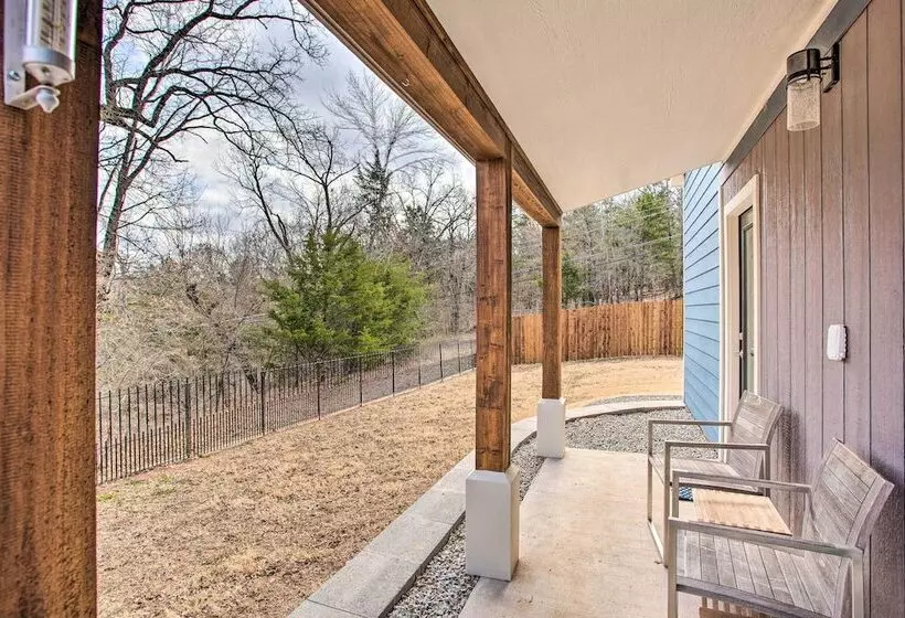 Wooded Pottsboro Escape ~ 1 Mi To Lake Texoma