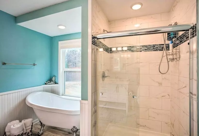 Wooded Pottsboro Escape ~ 1 Mi To Lake Texoma