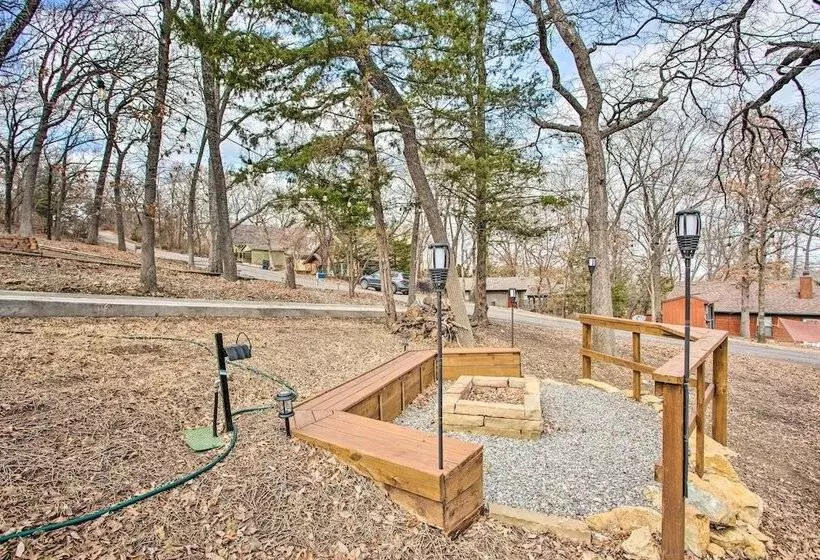 Wooded Pottsboro Escape ~ 1 Mi To Lake Texoma