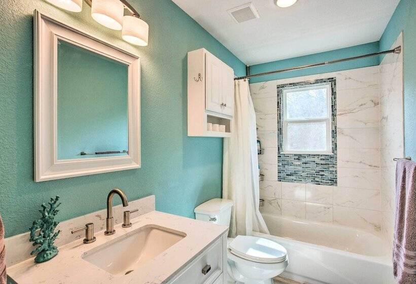 Wooded Pottsboro Escape ~ 1 Mi To Lake Texoma