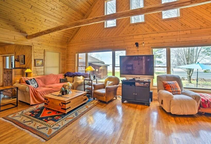 Beachfront Lake Michigan Log Cabin With Sauna!