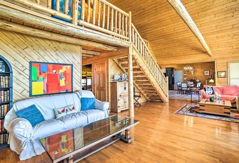 Beachfront Lake Michigan Log Cabin With Sauna!