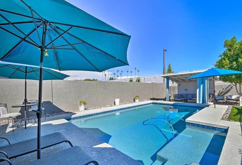 Beautiful Mesa Escape W/ Yard + Private Pool!