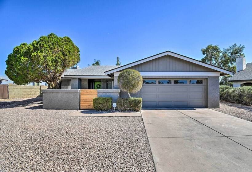 Beautiful Mesa Escape W/ Yard + Private Pool!