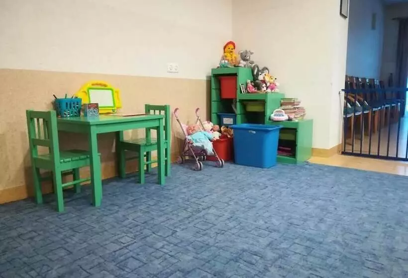 Aamiaismajoitus (B&B) Farys   świetna Lokalizacja, Sauna, Jacuzzi, Piękne Widoki Z Okien