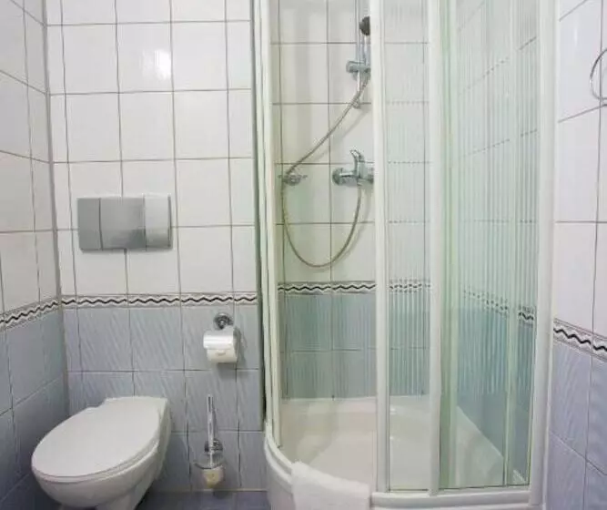 Aamiaismajoitus (B&B) Farys   świetna Lokalizacja, Sauna, Jacuzzi, Piękne Widoki Z Okien
