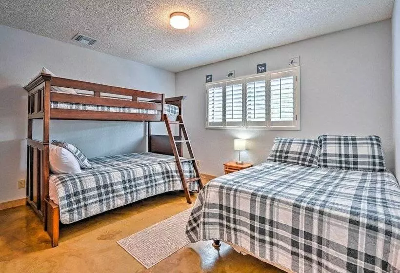 Riverfront Camp Verde Retreat W/ Game Room