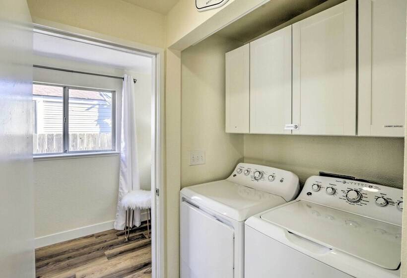 Centrally Located House In Chico W/ Gas Grill