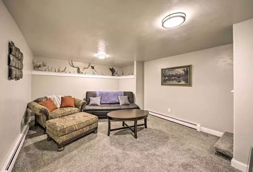 Charming Kellogg Home Near Outdoor Activities