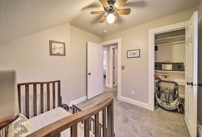 Charming Kellogg Home Near Outdoor Activities