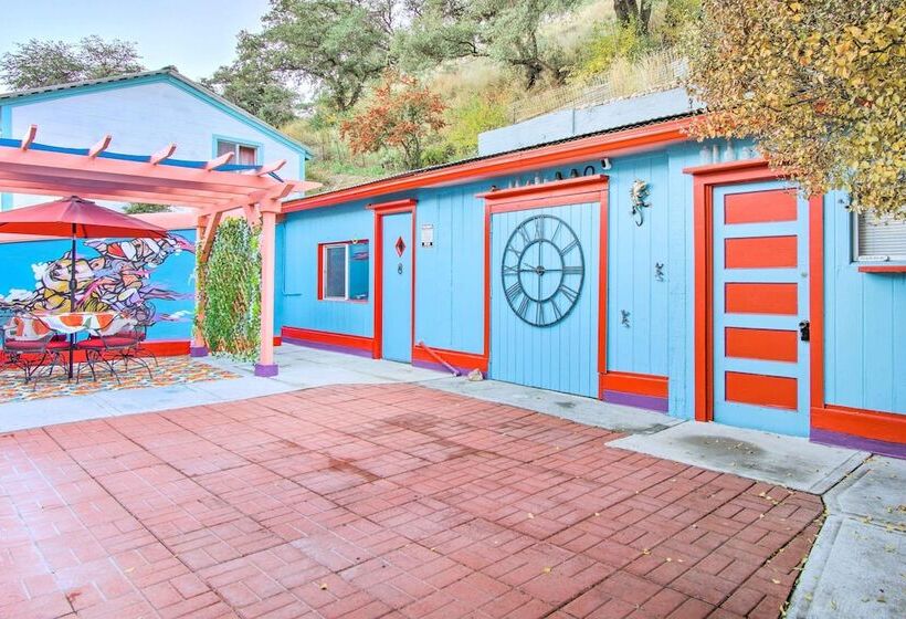 Colorful Bisbee Home W/ Patio ~ 1 Mi To Dtwn!