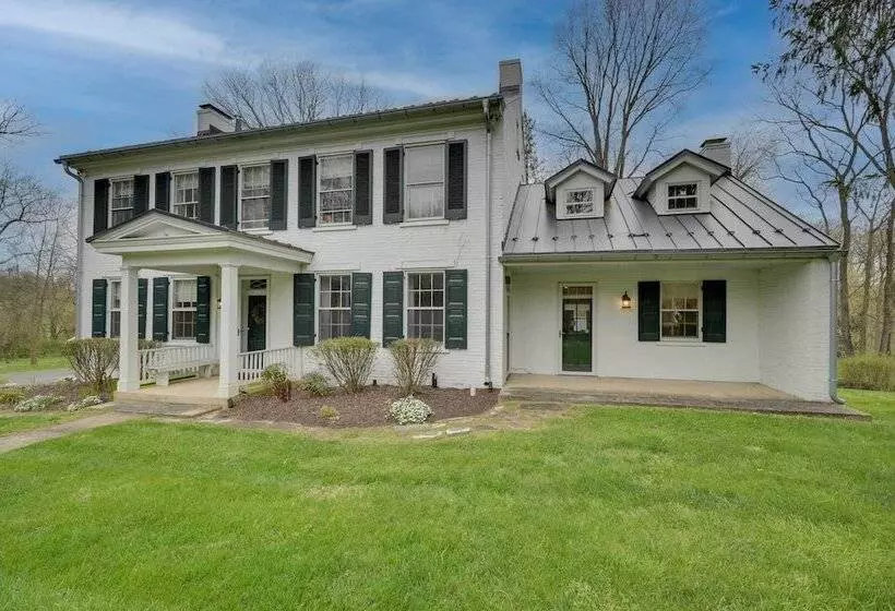 Cool Hollow House Historic Waterfront Retreat!