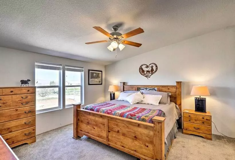 Desert Escape Off I 10 W/ Over 1 Enclosed Acre!