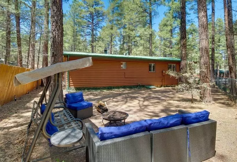 Dog Friendly Show Low Retreat W/ Fire Pit & Grill!