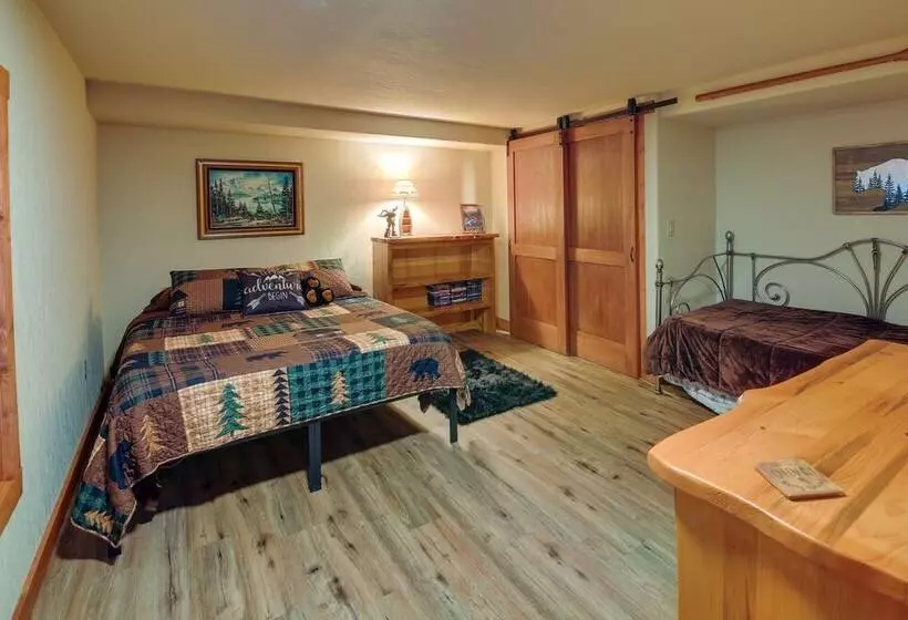 Downtown Bonners Ferry Home W/ Covered Porch!