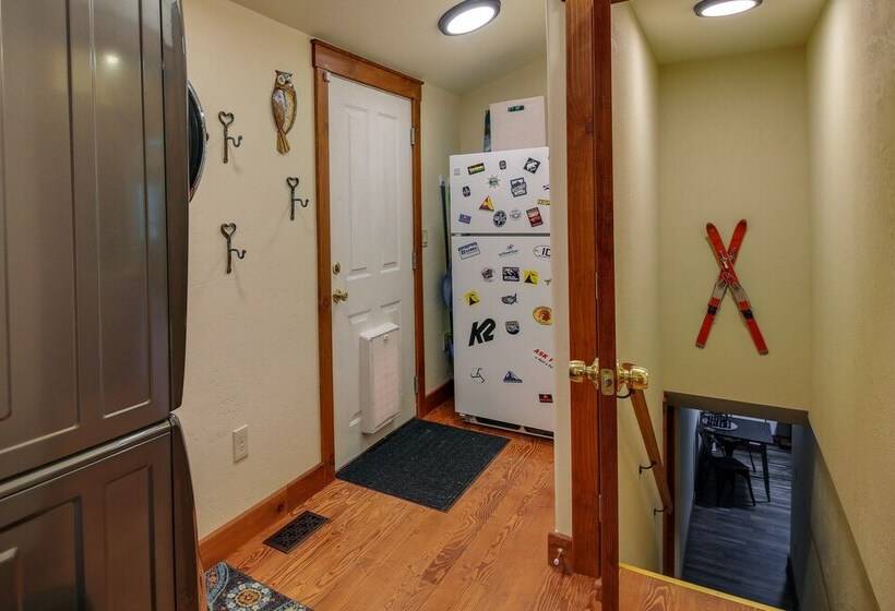 Downtown Bonners Ferry Home W/ Covered Porch!