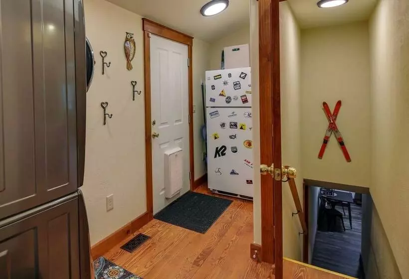 Downtown Bonners Ferry Home W/ Covered Porch!